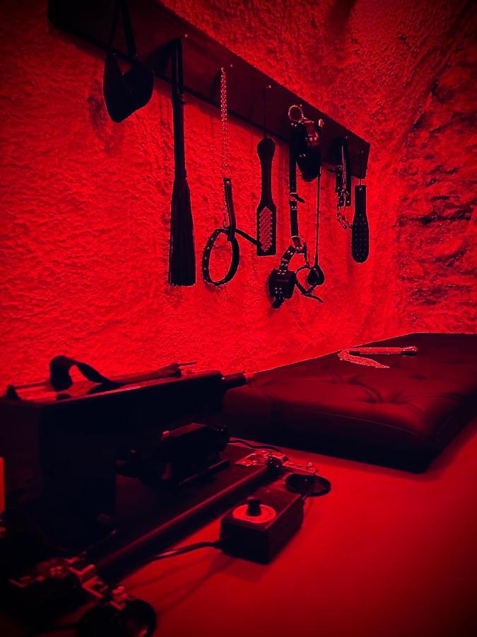 Love Room Suite Dirty Diana Aubagne Exterior foto